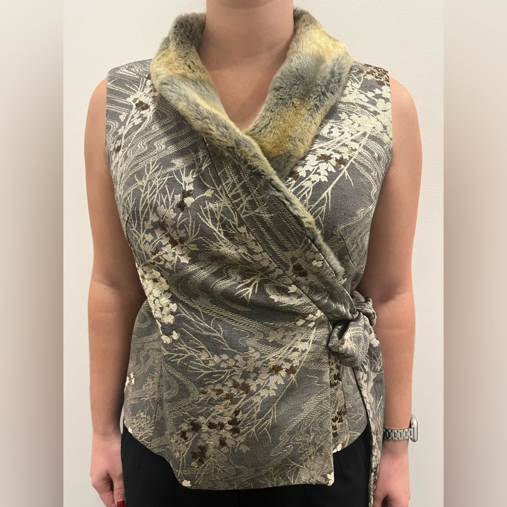 Vest Top That Ties Lined with Fur
